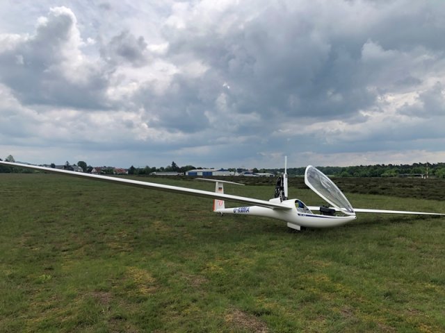 Bild_6_Gelandet in Bielefeld unter dicken Wolken